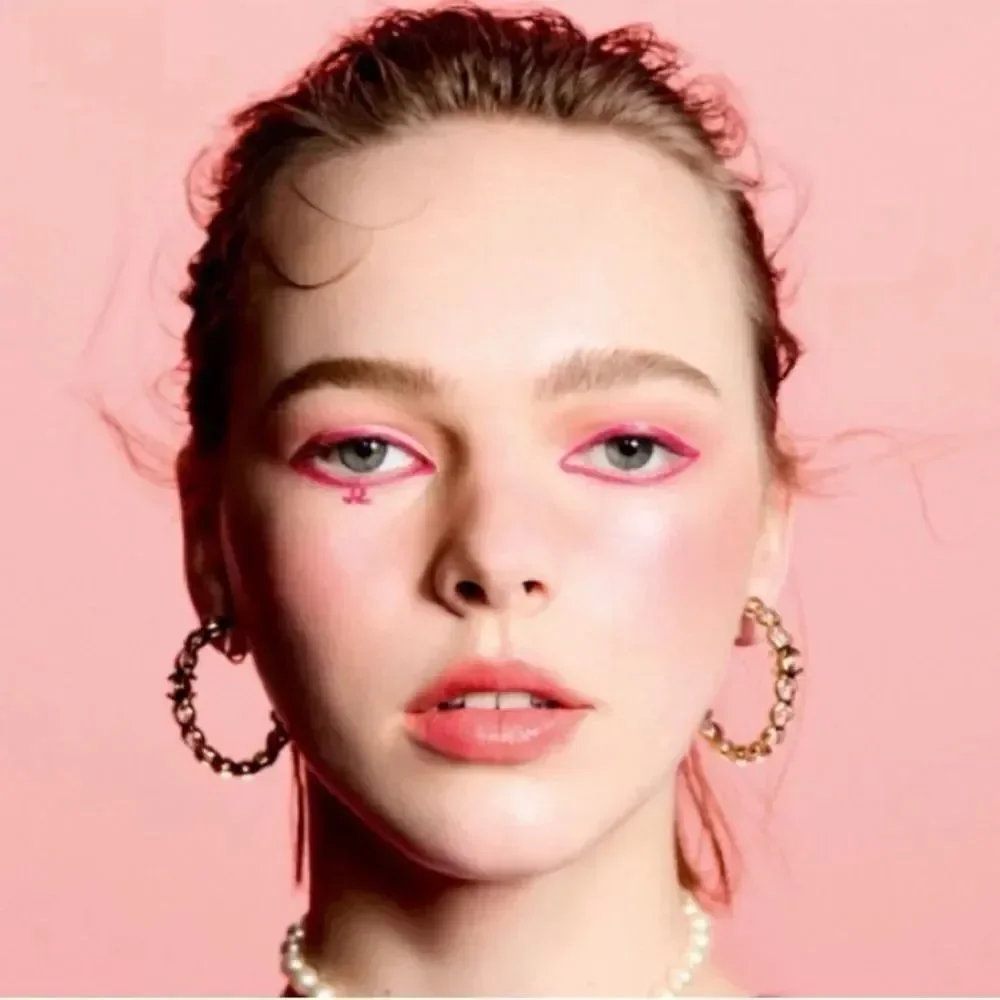 CHANEL LIMITED EDITION FROM THE NATURE GATEAWAY LE LINER DE CHANEL HEART BEAT